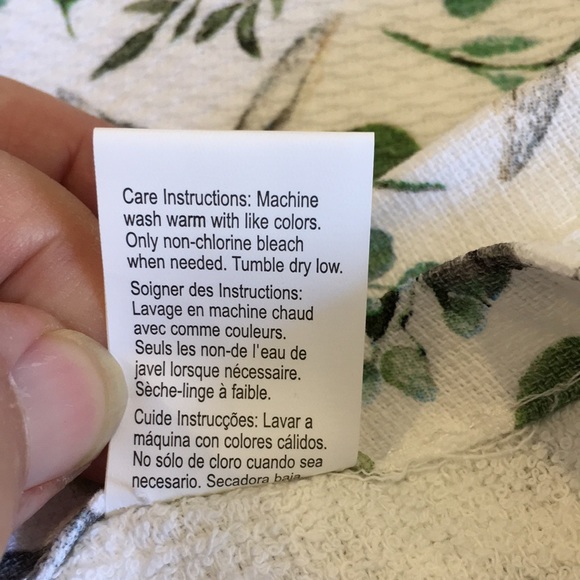 Bunnies in the Garden Easter Spring Kitchen Towels Set of Two Cotton NWT 18x28” - Picture 12 of 16